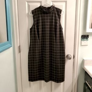 Apt. 9 black and white shift dress with buttons